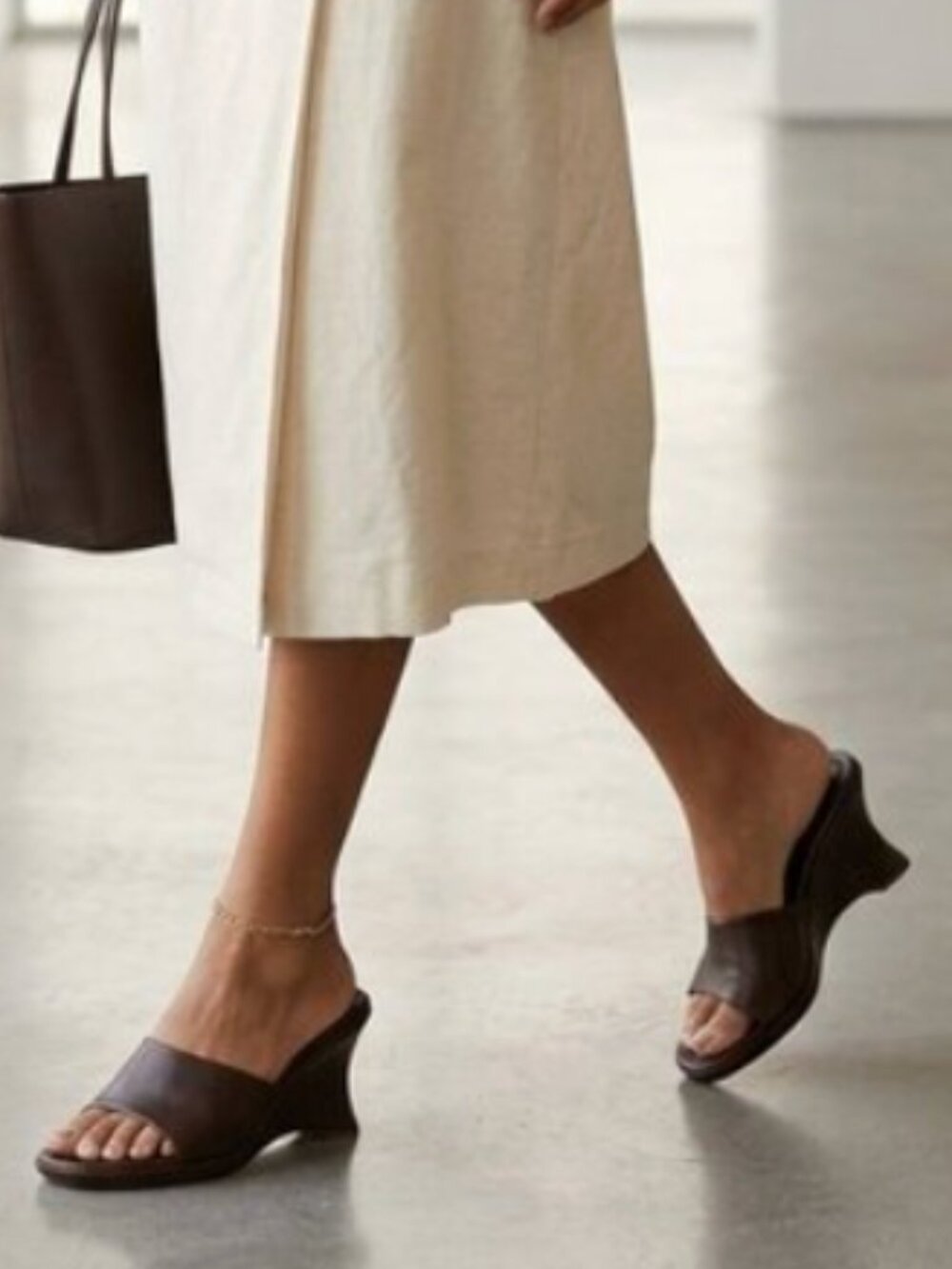 Kenneth Cole Reaction Womens Espresso Brown Leather Wide Strap Size 7.5